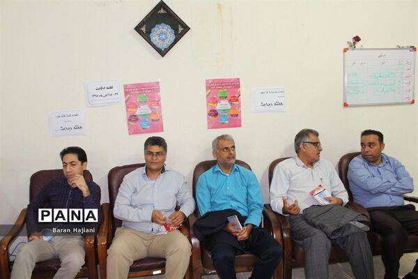 انجام تست قند خون در اداره‌کل آموزش و پرورش استان بوشهر