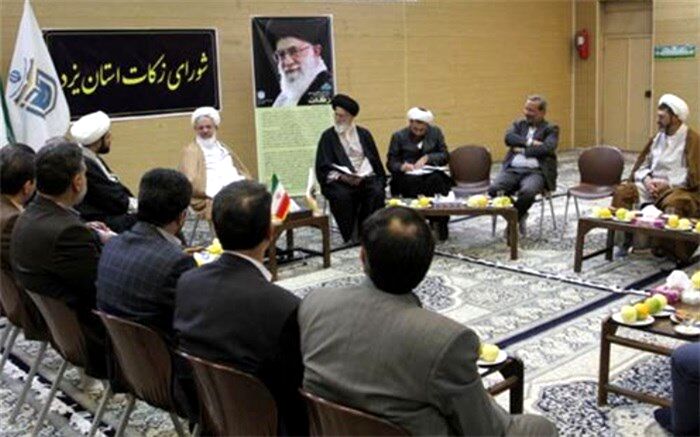 نماینده ولی‌فقیه در استان یزد: اصل مصرف زکات برای خانواده فقرا است