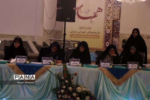 سومین مرحله مسابقات کشوری هم خوانی و مدیحه سرایی قرآن کریم دانش آموزان دختر