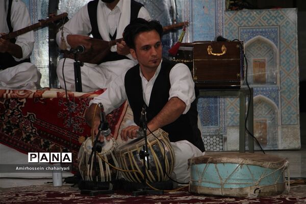شبی با موسیقی در تایباد