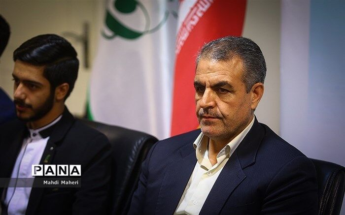 احمد عابدینی: بخشنامه در کار فرهنگی جواب نمی‌دهد