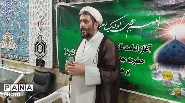 تجدید میثاق دانش‌آموزان ورزشکار با شهدا در سمنان