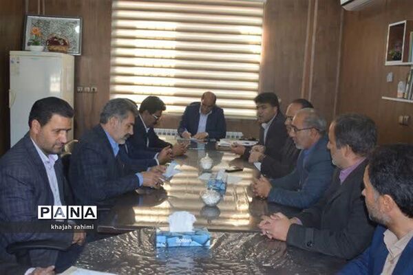 بازدید مدیرکل آموزش و پرورش از مدارس بهاباد