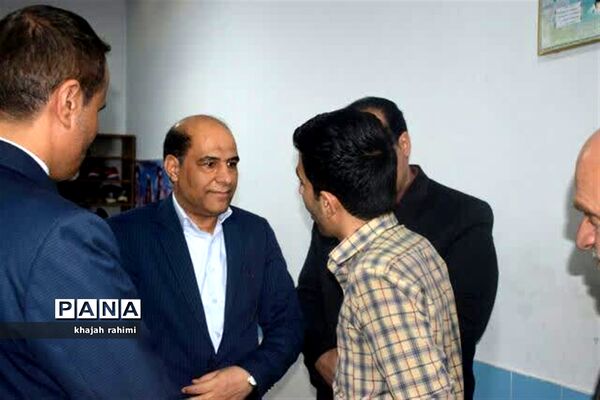 بازدید مدیرکل آموزش و پرورش از مدارس بهاباد