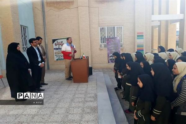 مانور زلزله در دبیرستان فاطمیه زارچ