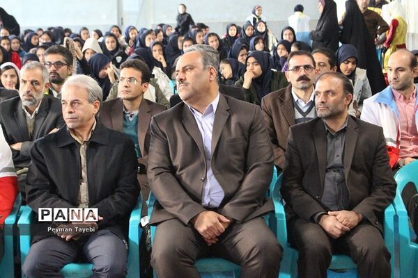 بیست و یکمین مانور سراسری زلزله در دبیرستان راه زینب سمنان