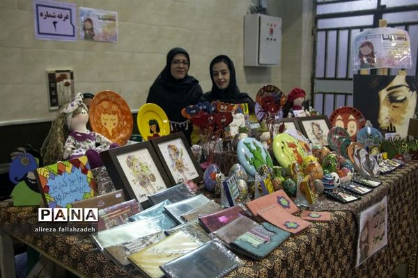 برگزاری اولین نمایشگاه مشاغل خانگی در ابرکوه