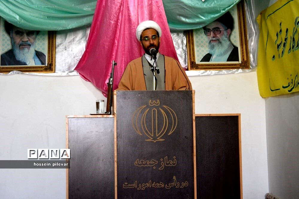 نماز جمعه شهرستان خوسف در مسجد جامع خوسف