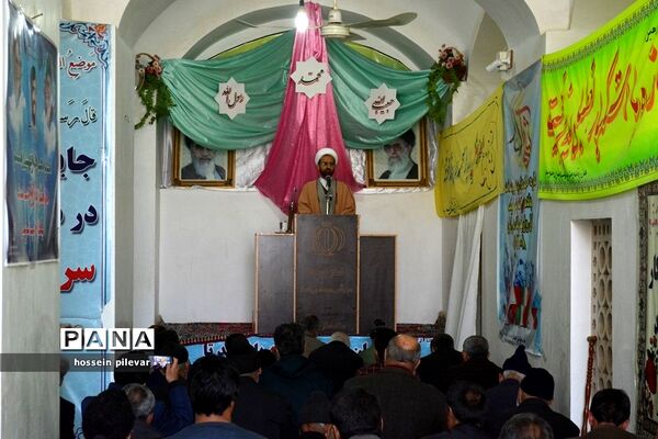 نماز جمعه شهرستان خوسف در مسجد جامع خوسف