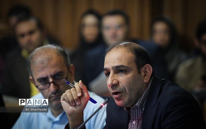 تذکرعلیخانی:  شهردار تهران شخصا گودهای رها شده را پیگیری کند