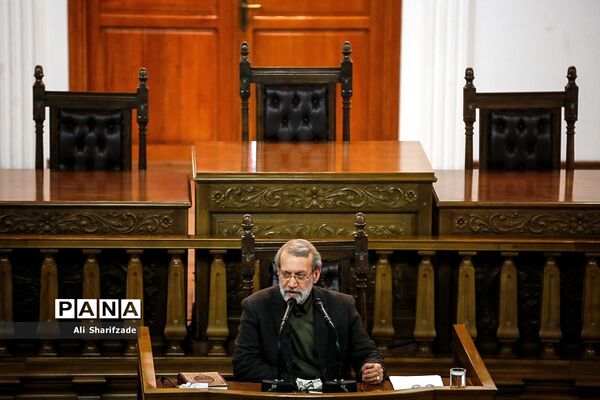 نشست خبری «رئیس مجلس شورای اسلامی»