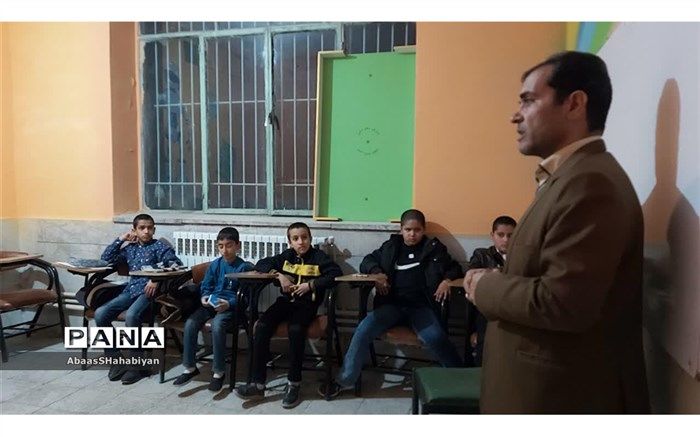 کارگاه پسران خبرنگار  پانا درکانون لقمان کاشمر برگزار شد