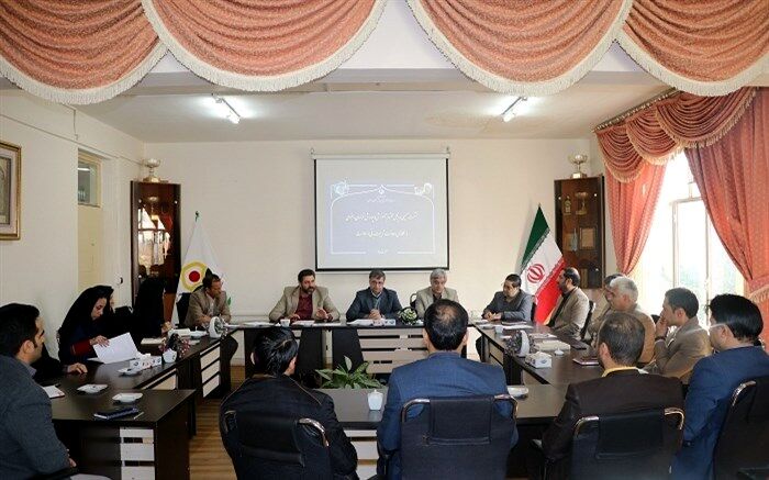برگزاری نشست هم اندیشیمدیر کل آموزش و پرورش خراسان رضوی  با کارکنان ستادی حوزه معاونت تربیت بدنی و سلامت