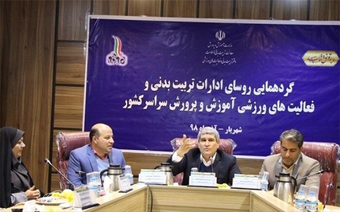 مهرزاد حمیدی:فعالیت‌های ورزشی با انجمن‌های ورزش درون‌مدرسه رونق بیشتری می‌گیرند