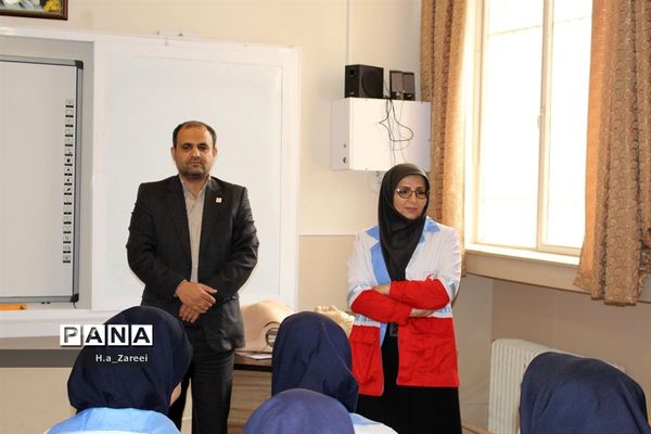 برگزاری طرح دادرس در دبیرستان حضرت خدیجه کبری (س)