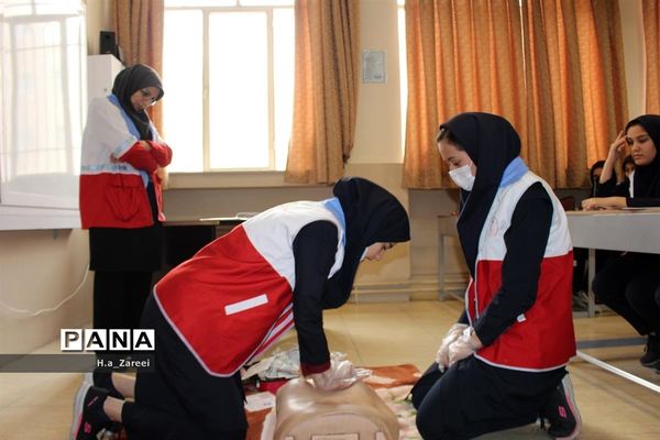 برگزاری طرح دادرس در دبیرستان حضرت خدیجه کبری (س)