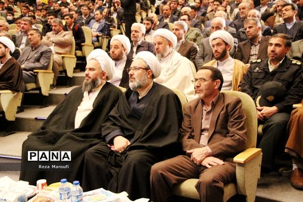 اجلاس استانی نمازدر ارومیه