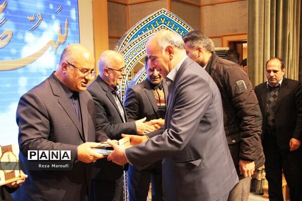 اجلاس استانی نمازدر ارومیه