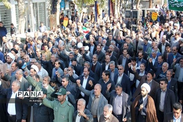 راهپیمایی حمایت از اقتدار و امنیت درابرکوه