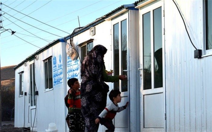 مدیر کل مدیریت بحران آذربایجان شرقی خبر داد: پرداخت کمک بلاعوض 10 میلیون تومانی به 925 نفر در مناطق زلزله زده سراب و میانه