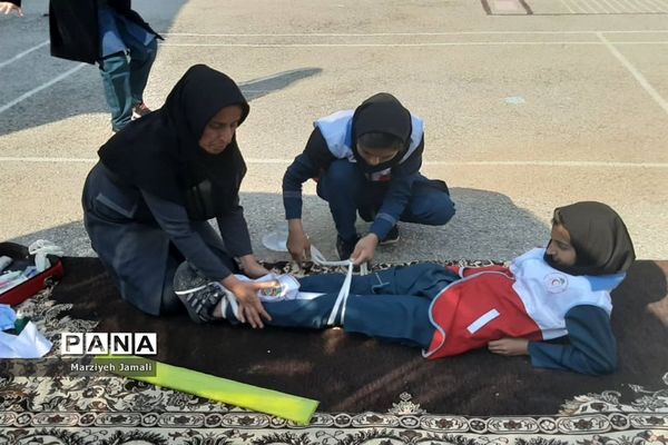 آموزش امداد ونجات در گله‌دار