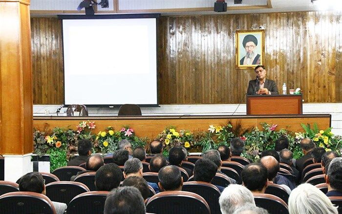 ترویج فرهنگ مسئولیت پذیری بین دانش‌آموزان