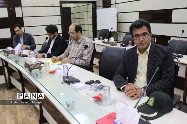 نشست کمیته استانی مانور سراسری زلزله استان بوشهر