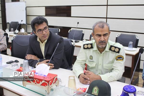 نشست کمیته استانی مانور سراسری زلزله استان بوشهر