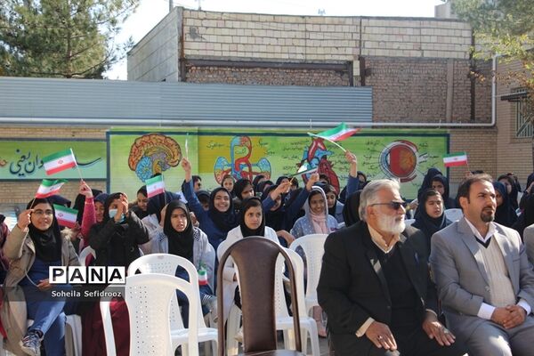 افتتاحیه ششمین دوره المپیاد ورزشی درون مدرسه‌ای در دبیرستان فخرالزمان قریب