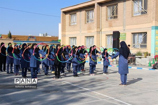 افتتاحیه ششمین دوره المپیاد ورزشی درون مدرسه‌ای در دبیرستان فخرالزمان قریب