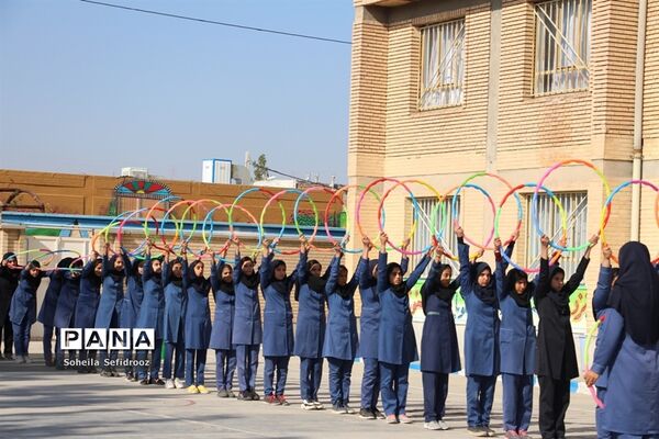 افتتاحیه ششمین دوره المپیاد ورزشی درون مدرسه‌ای در دبیرستان فخرالزمان قریب