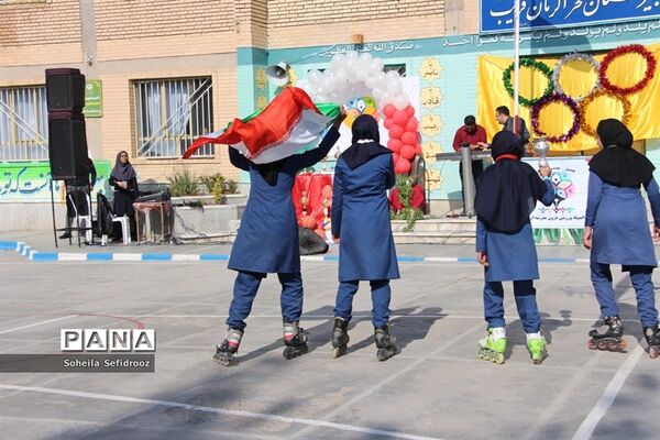 افتتاحیه ششمین دوره المپیاد ورزشی درون مدرسه‌ای در دبیرستان فخرالزمان قریب