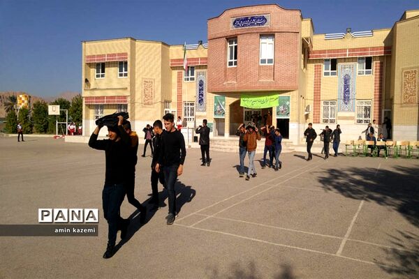 بیست و یکمین مانور سراسری زلزله و ایمنی مدارس در داراب