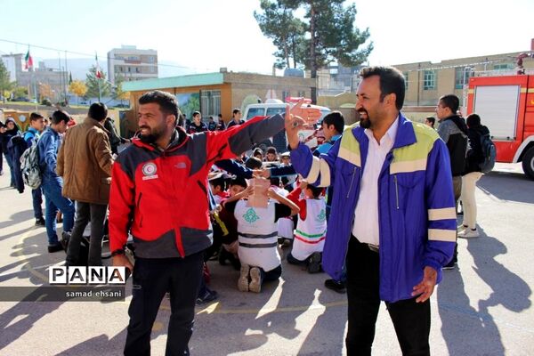 برگزاری مانور زلزله و ایمنی در مدارس استان کهگیلویه و بویراحمد