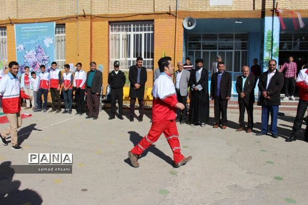 برگزاری مانور زلزله و ایمنی در مدارس استان کهگیلویه و بویراحمد