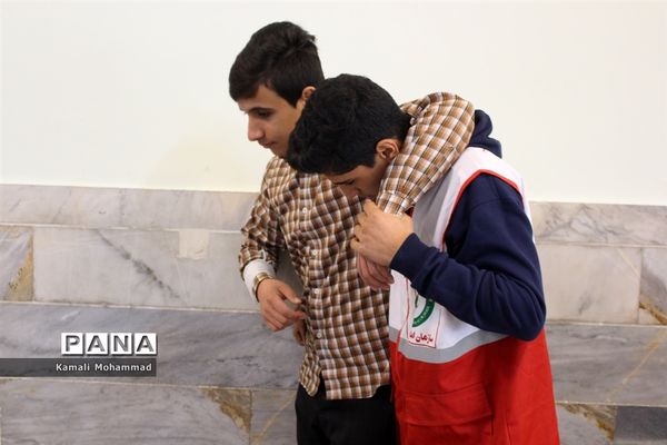 بیست و یکمین مانور سراسری زلزله و ایمنی در دبیرستان سید مرتضی محلات