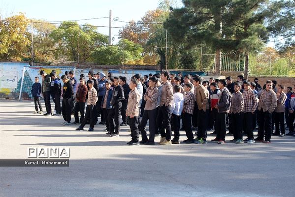 بیست و یکمین مانور سراسری زلزله و ایمنی در دبیرستان سید مرتضی محلات