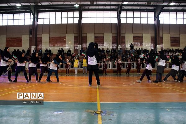 آیین افتتاحیه نمادین کشوری انجمن های ورزش دانش‌آموزی درون مدرسه‌ای