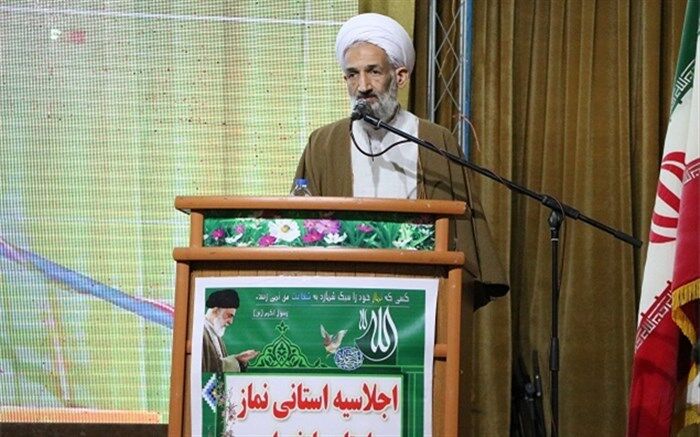 امام جمعه ساری مطرح کرد: تشکیل اتاق فکر دانش‌آموزی  برای ترویج فرهنگ نماز