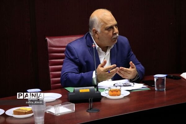 تقدیر از رانندگان نمونه و افسران نمونه پلیس راهور شیراز