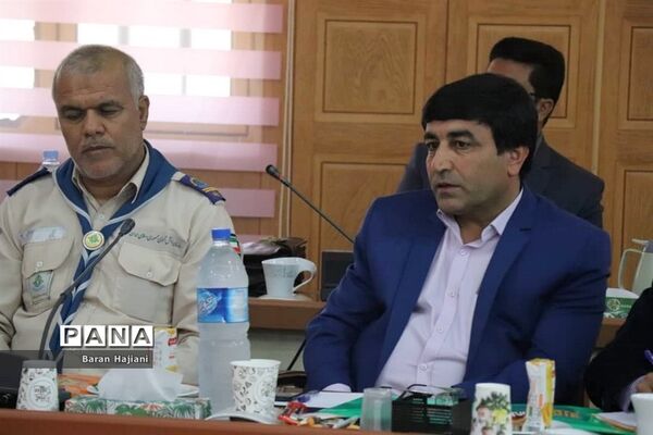 نشست مسئولان و کارشناسان سازمان دانش‌آموزی استان بوشهر