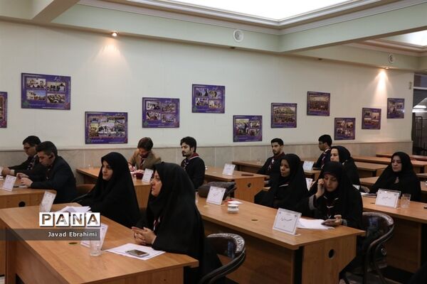نشست کارشناسان سازمان دانش آموزی نواحی مشهد، تبادکان و طرقبه شاندیز