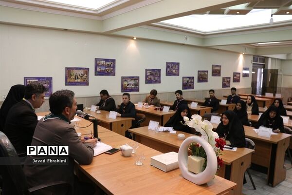 نشست کارشناسان سازمان دانش آموزی نواحی مشهد، تبادکان و طرقبه شاندیز