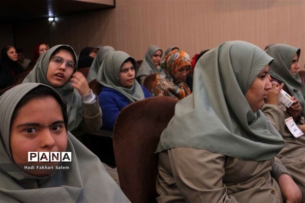 بزرگداشت روز جهانی معلولین در کانون سمیه شهرری