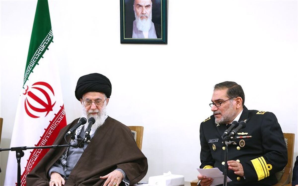 پاسخ رهبر معظم انقلاب به نامه دبیر شورای عالی امنیت ملی: رافت اسلامی مبنا باشد