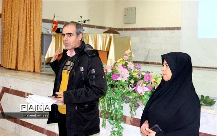 دهمین دوره انتخابات شورای دانش آموزی خرمدشت برگزار شد
