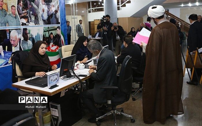 متن و حاشیه پنجمین روز ثبت نام  داوطلبان؛ بیش از 7 هزار نفر عزم بهارستان کردند