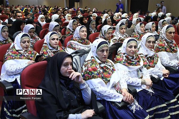 هشتمین جشنواره همسرایان امور تربیتی، کرال فرهنگیان