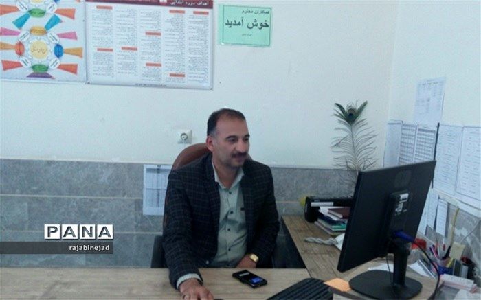 برگزاری  کارگاههای آموزشی دوره ابتدائی در ابرکوه