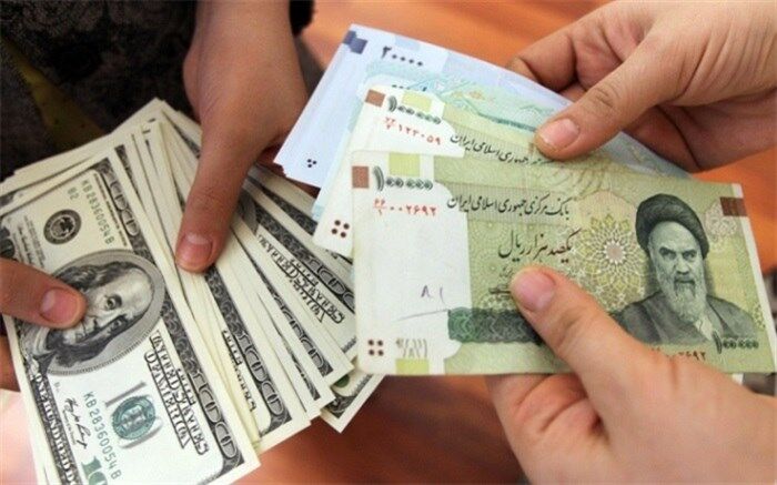 قیمت دلار به ۱۲۹۰۰ تومان رسید